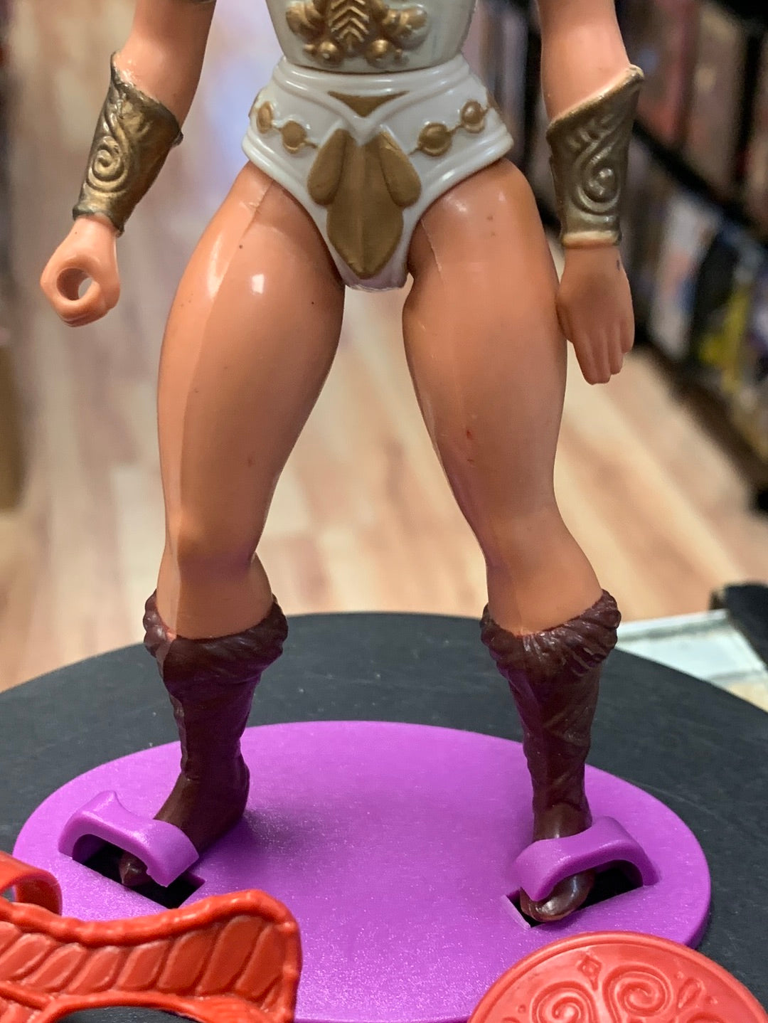 Brown Hair Teela 7153 (Vintage MOTU Masters of The Universe, Mattel) Complete product image 5, provided for visual reference