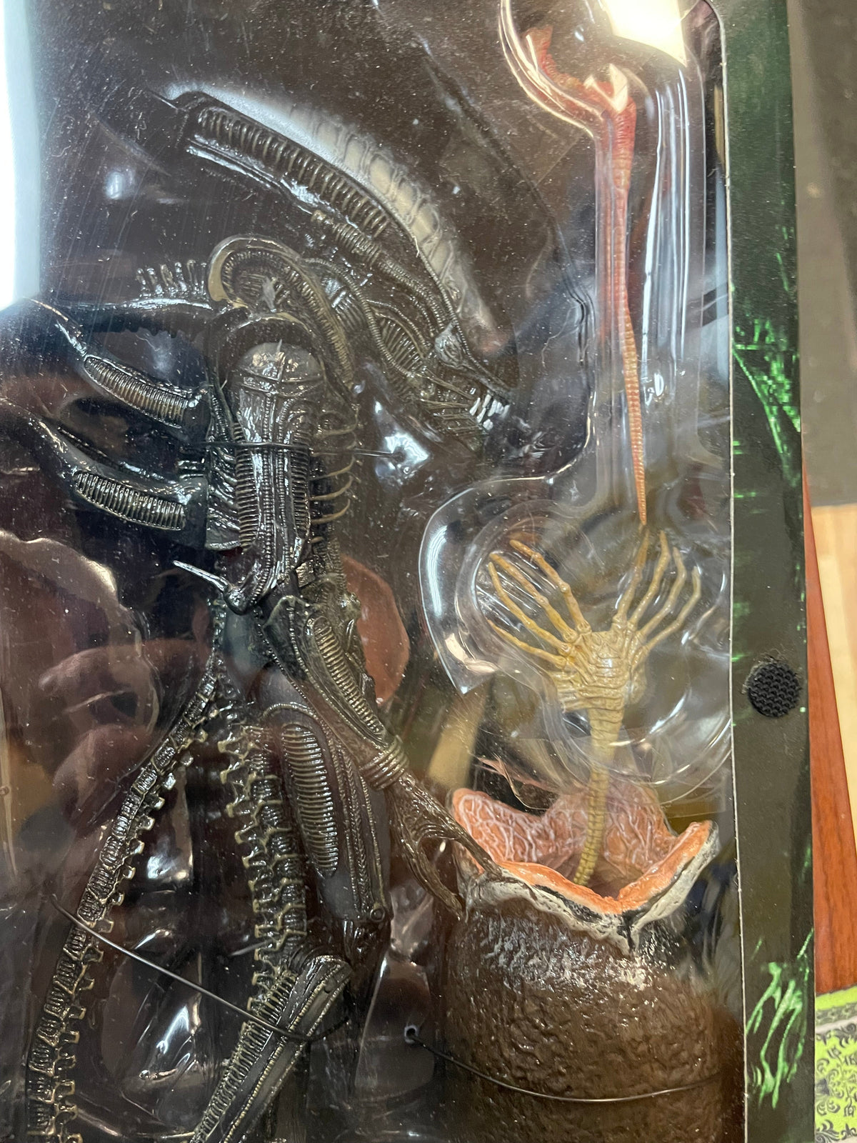 Big Chap Ultimate (NECA, Aliens) **SEALED** product image 4, provided for visual reference and product detail review