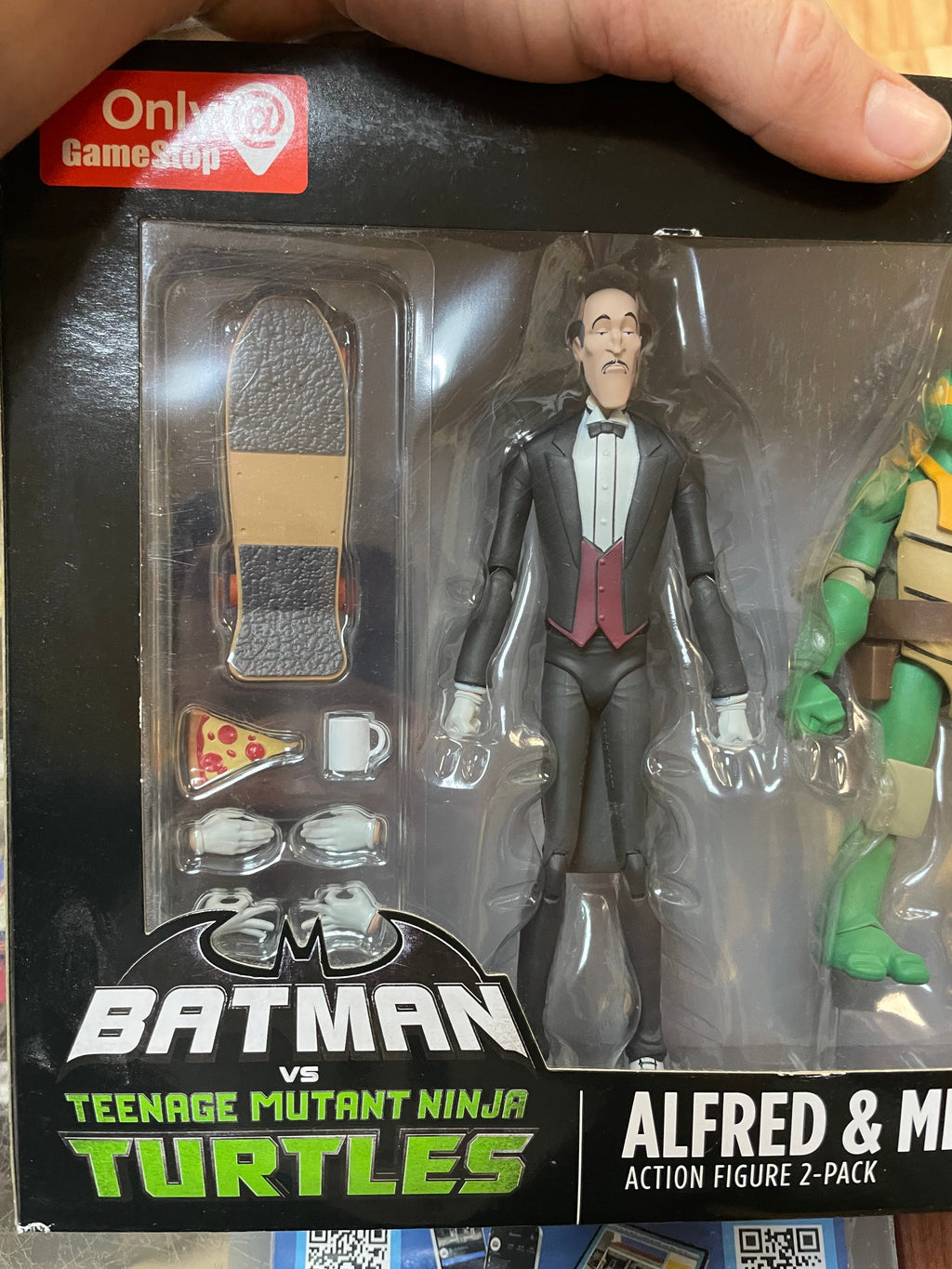 Alfred & Michelangelo 2 Pack (Batman Vs Teenage Ninja Turtles, DC Collectibles) SEALED product image 4, provided for visual