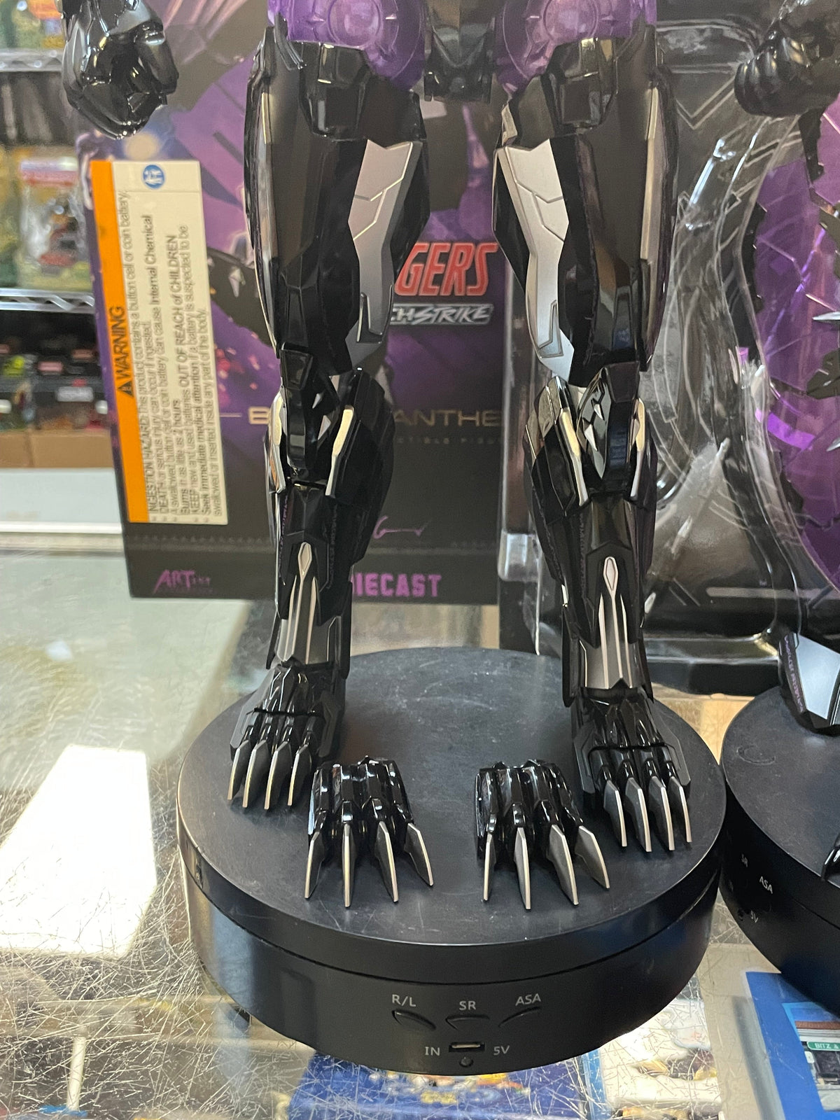 Black Panther Die-Cast AC05-D55 1/6 Scale Marvel Avengers MechStrike, Hot Toys) COMPLETE product image 5, provided for