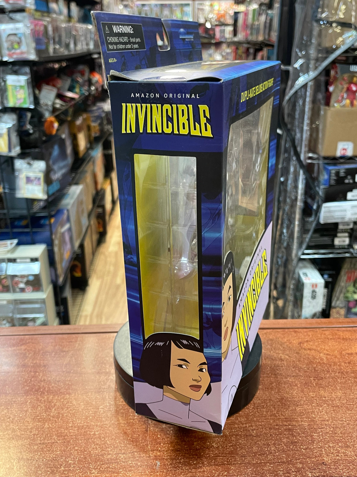 DupliKate Deluxe Figure (Invincible, Diamond Select) **SEALED** product image 6, provided for visual reference and product