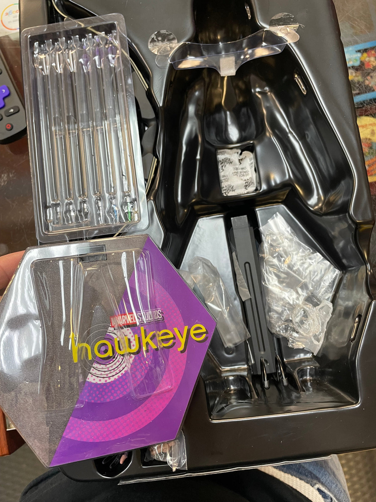 Kate Bishop TMS074 1/6 Scale (Marvel Hawkeye, Hot Toys) COMPLETE product image 22, provided for visual reference and product