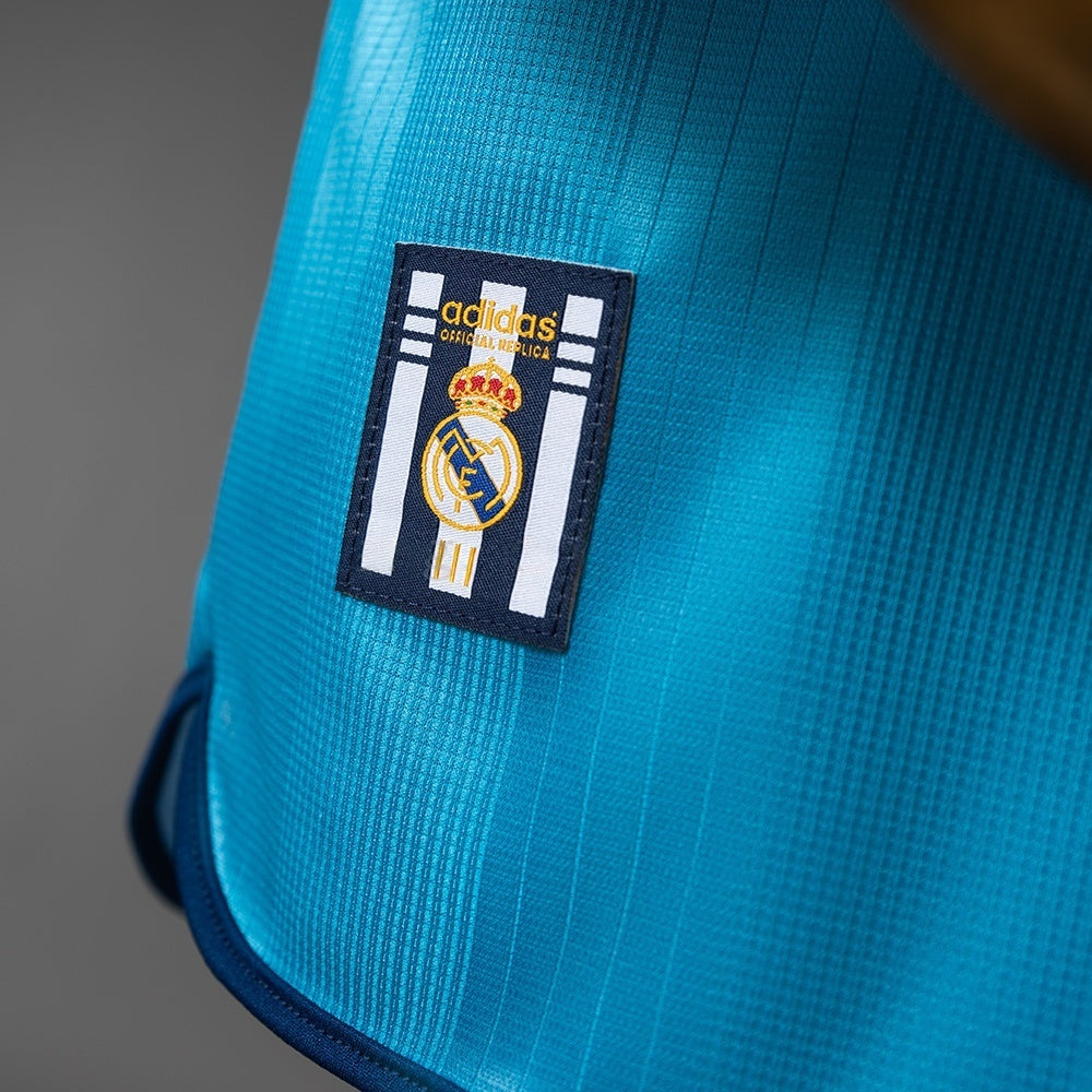 Real Madrid Third Jersey 1999-00 Retro Long Sleeves product image 3