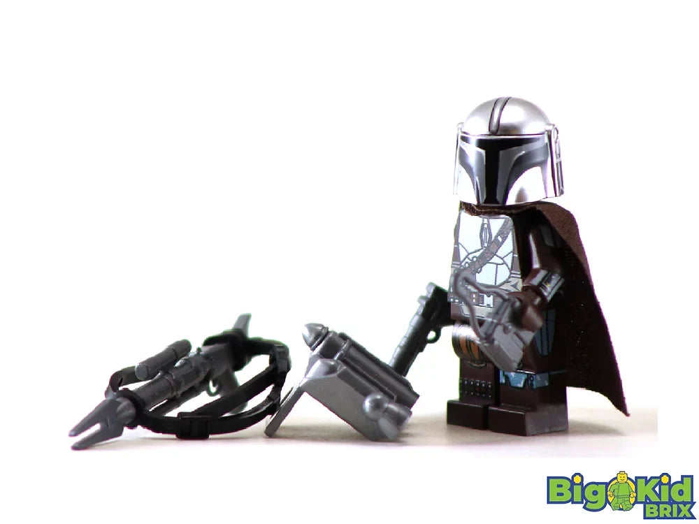 Big Kid Brix The Mandalorian Din Djarin product image 1, provided for visual reference and product detail review