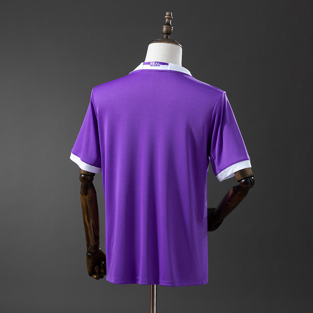 Real Madrid Jersey 2016/17 Third Retro Football Kit product image 2