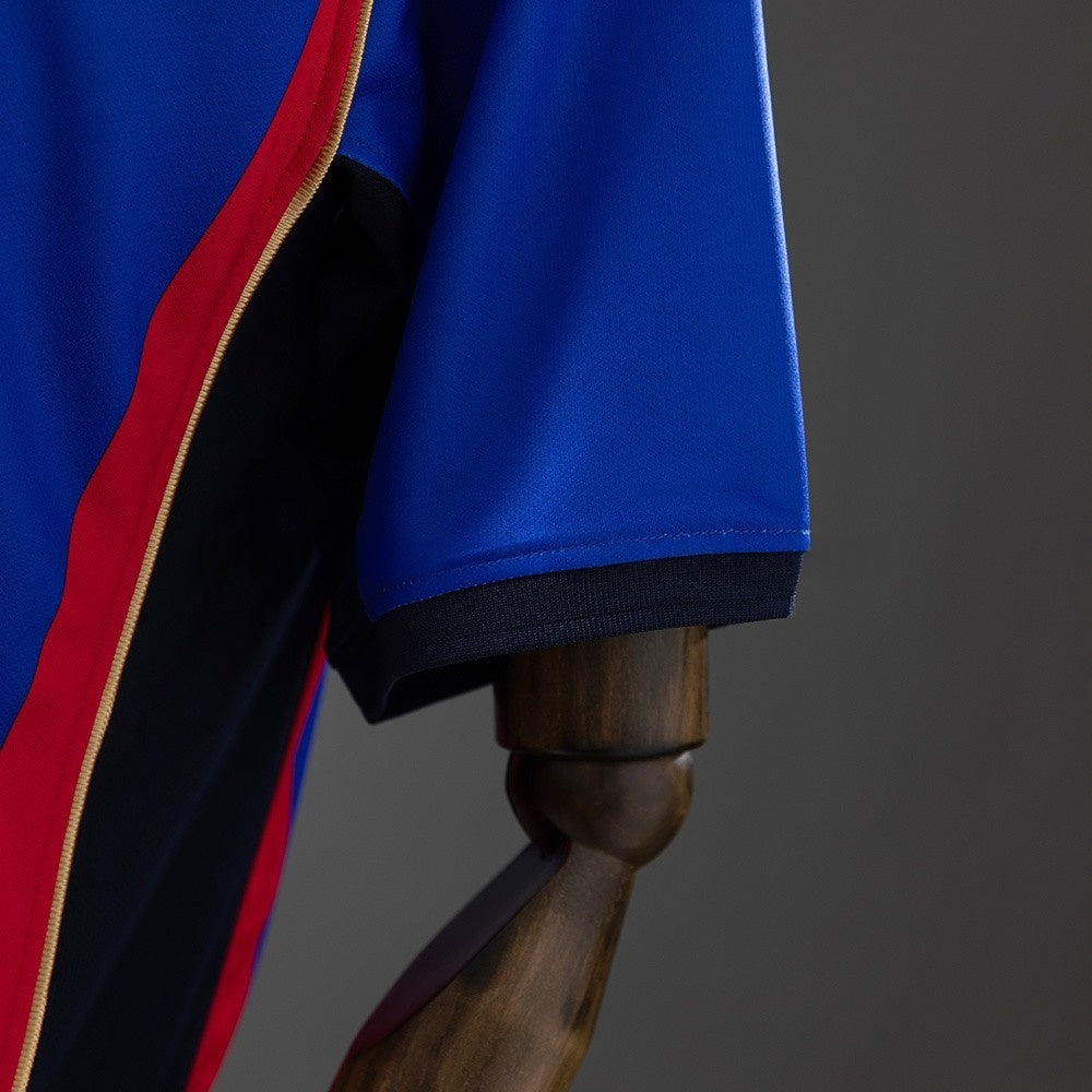 Barcelona Jersey 2001-02 Home Retro Football Kit product image 3
