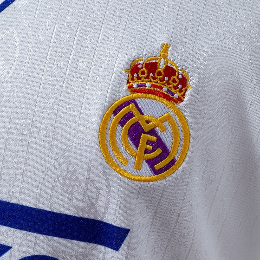Real Madrid Jersey 1996-97 Home Retro Football Kit product image 5