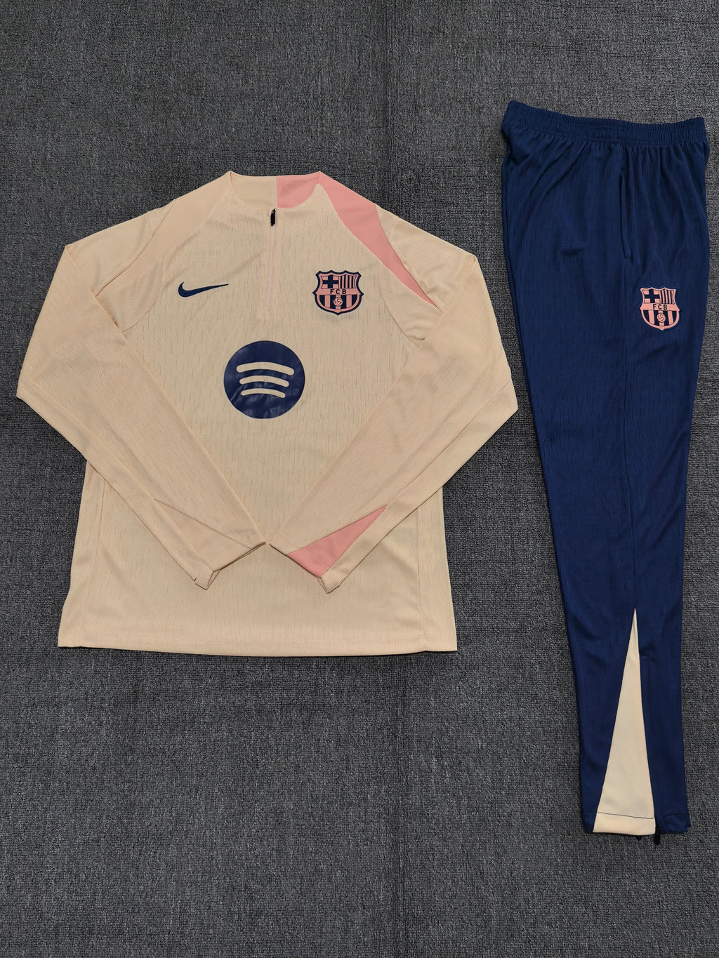 Kids Barcelona Training Tracksuits 25/26 Football Kit product image 2