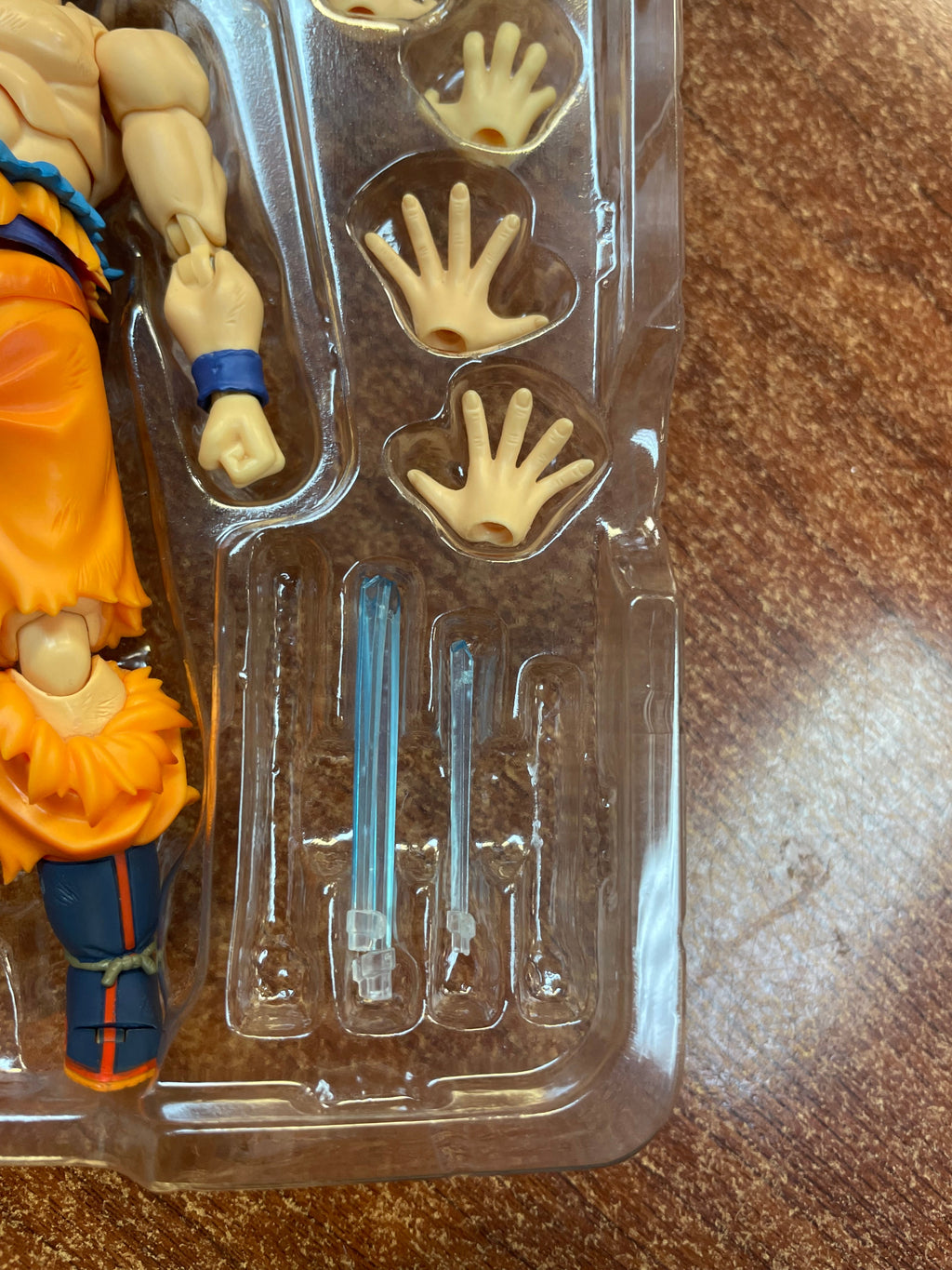 Ultra Instinct Son Goku (Dragon Ball, Bandai SH Figuarts) *INCOMPLETE* product image 6, provided for visual reference and