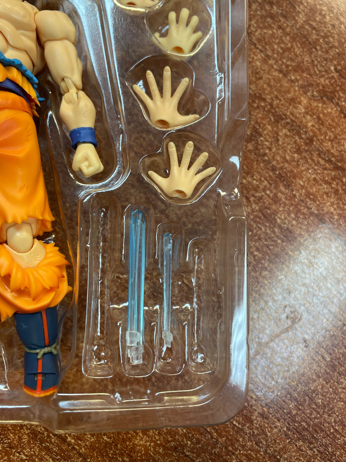 Ultra Instinct Son Goku (Dragon Ball, Bandai SH Figuarts) *INCOMPLETE* product image 6, provided for visual reference and