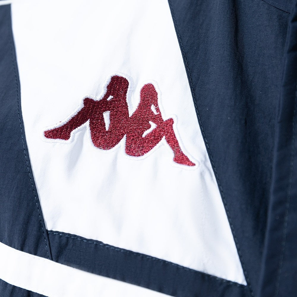 Barcelona Windbreaker 2025/26 Football Kit product image 6