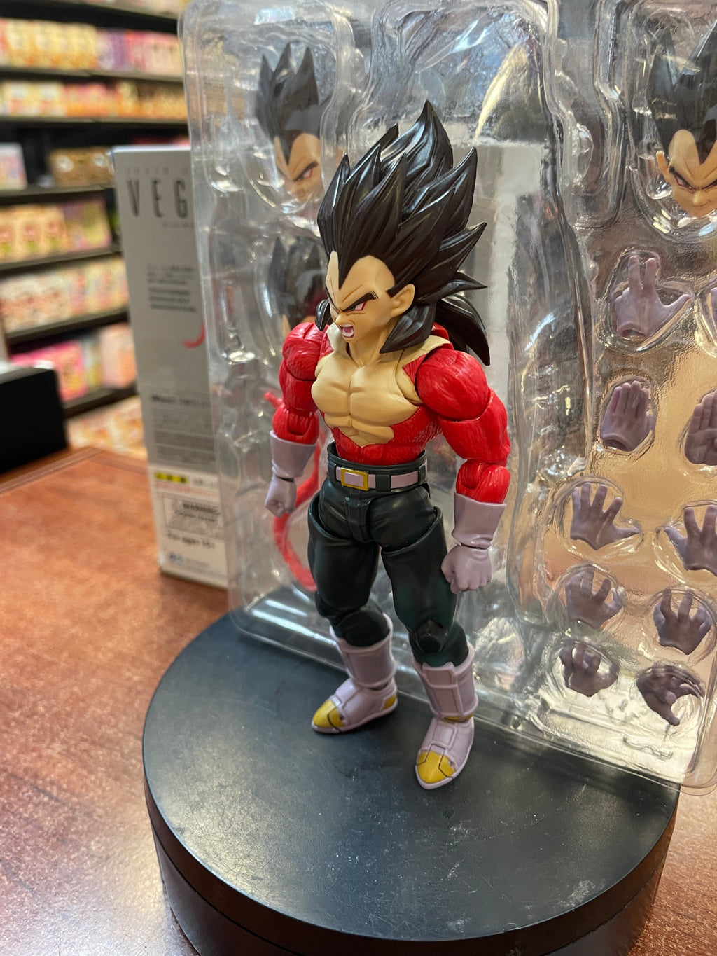 Super Saiyan 4 Vegeta (Dragon Ball, Bandai SH Figuarts) *COMPLETE* product image 3, provided for visual reference and