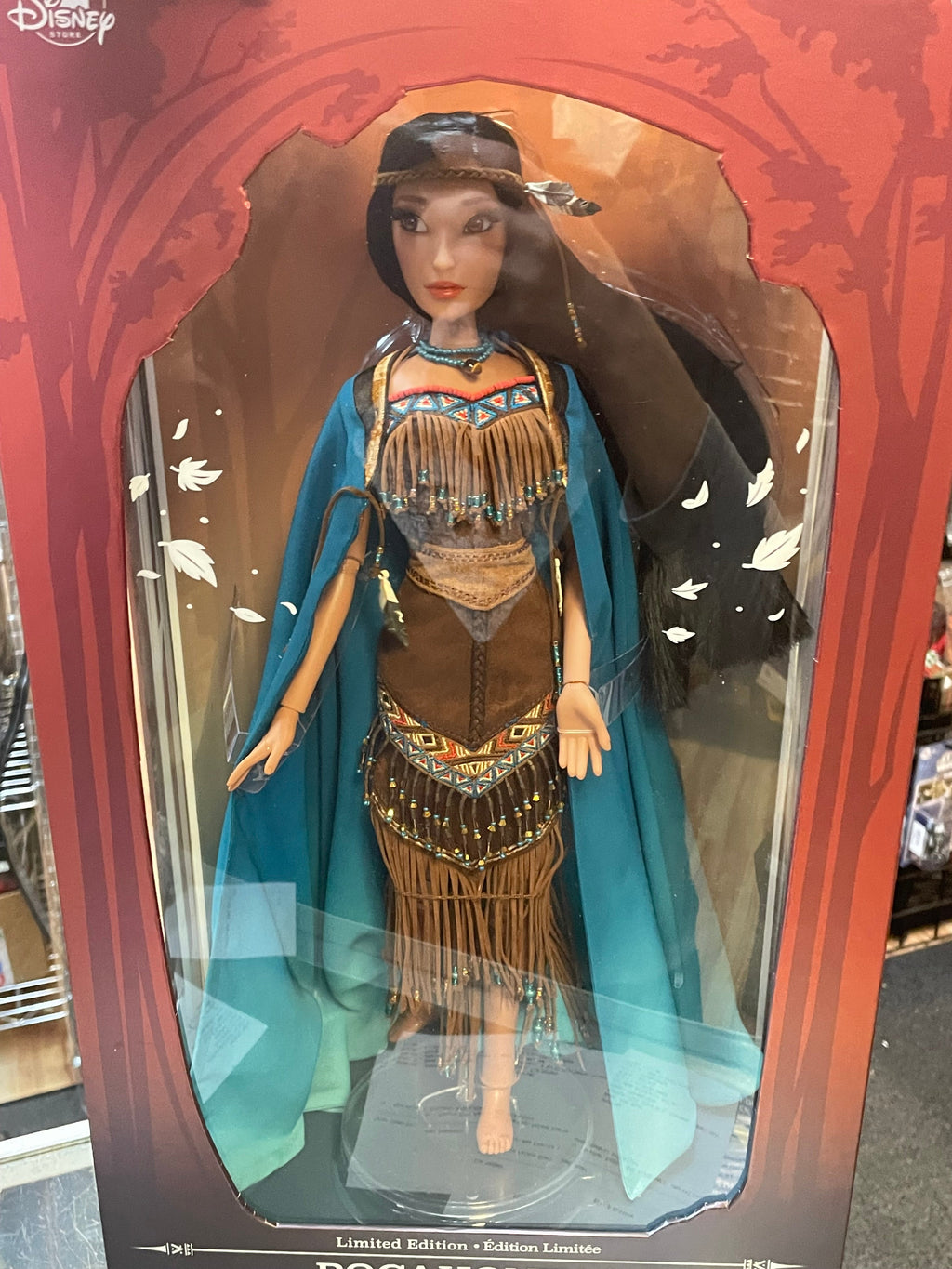 Pocahontas 17" Doll -LE 4500- (Walt Disney, Park Exlcusive) **NEW** product image 4, provided for visual reference and