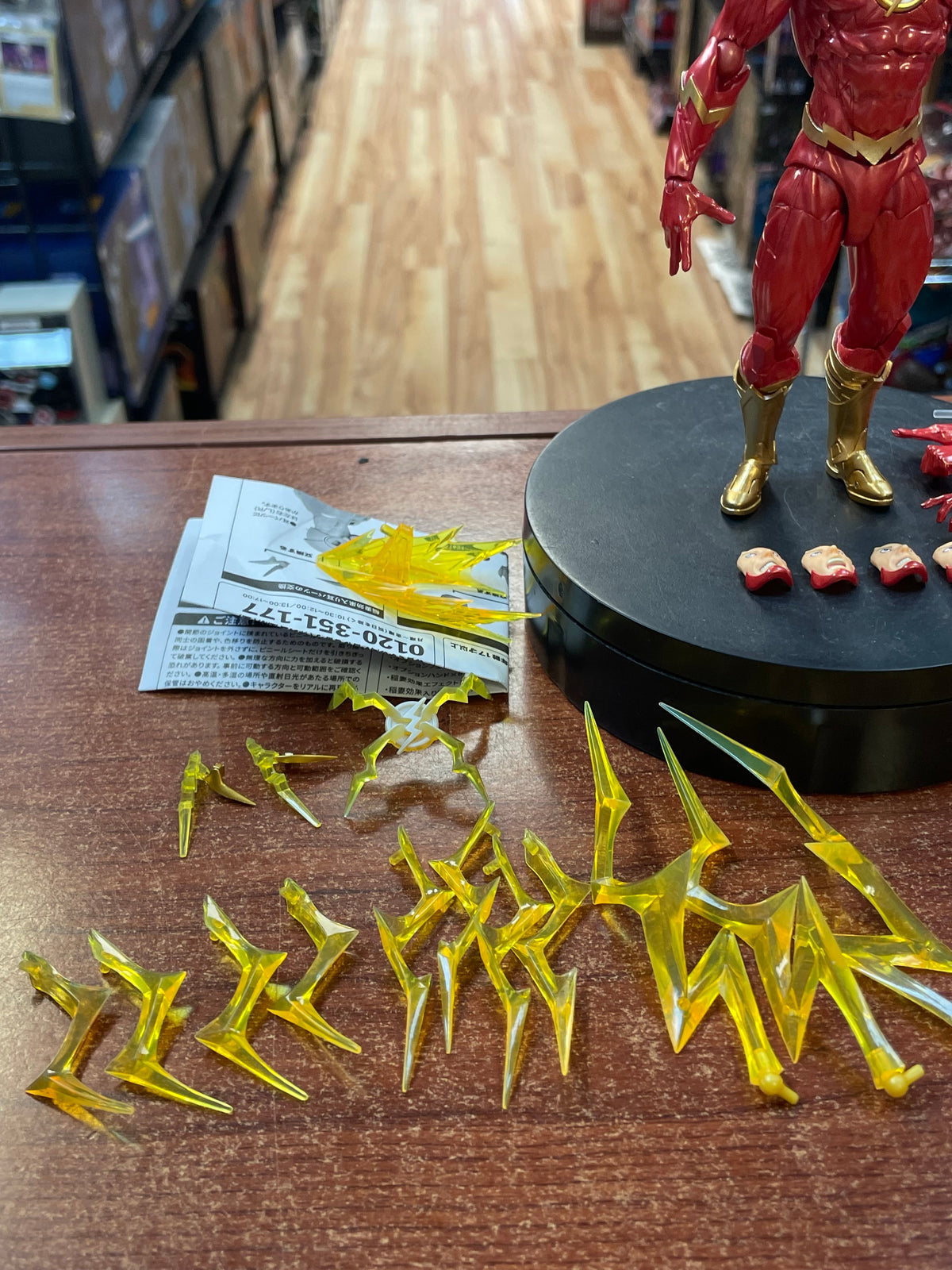 The Flash (Revoltech, Amazing Yamaguchi, DC Comics) COMPLETE product image 2, provided for visual reference and product