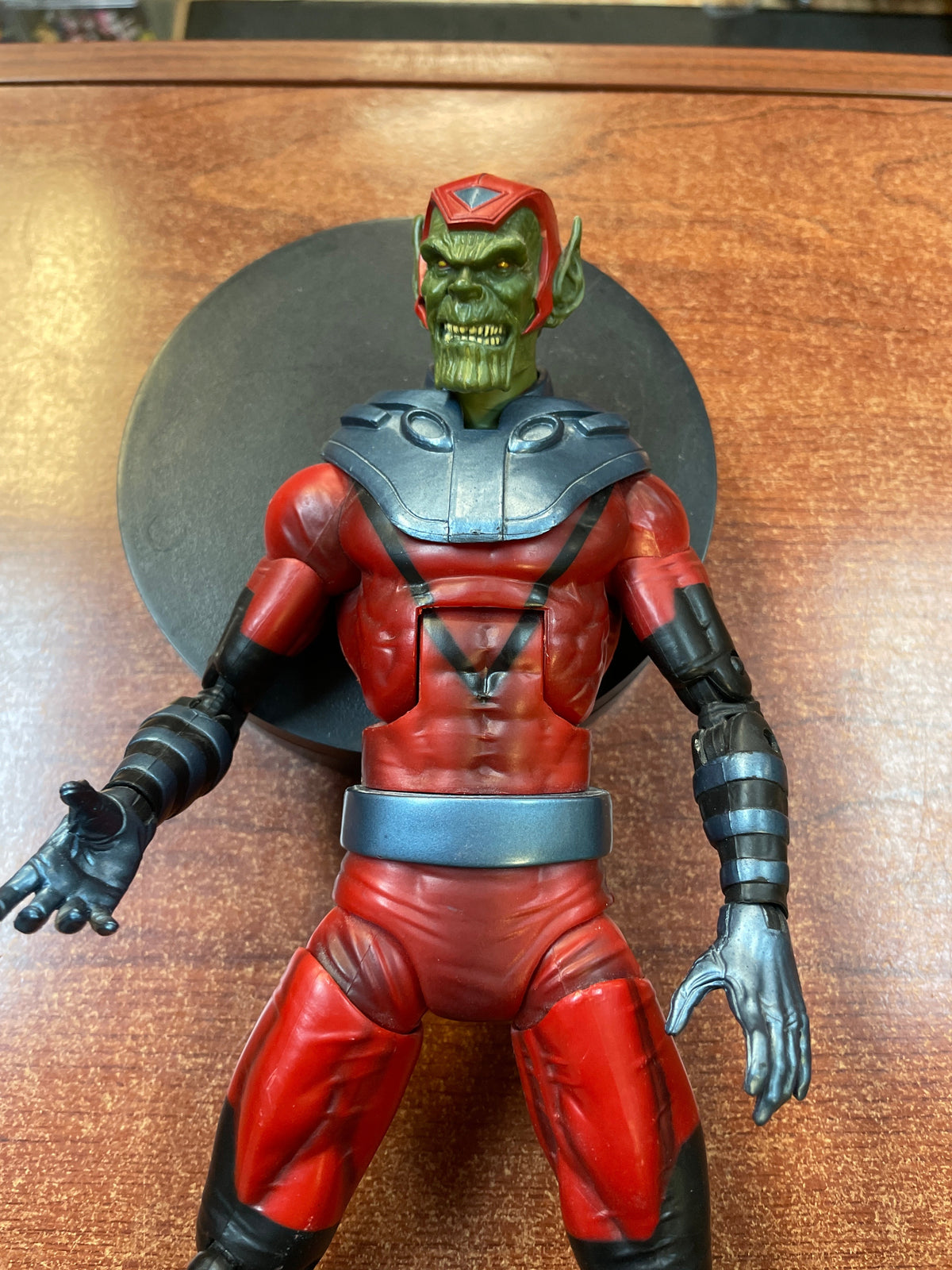 Giant Man Skrull (Marvel Legends, Toybiz) **COMPLETE** product image 5, provided for visual reference and product detail