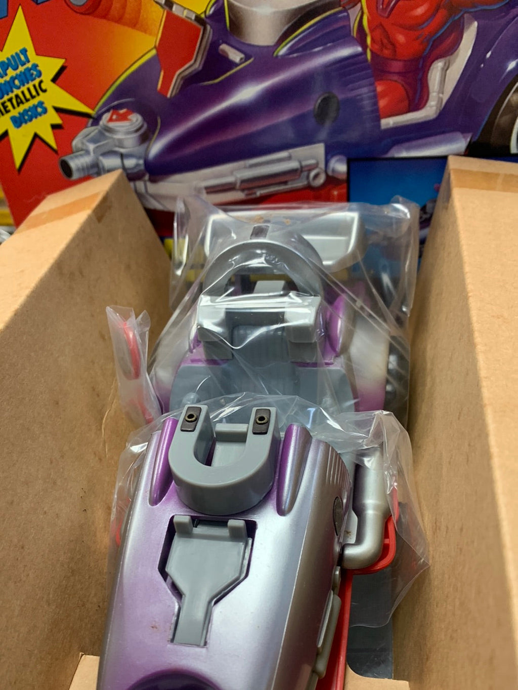 Magneto Magnetron (Uncanny X-Men, Toybiz) UNUSED product image 4, provided for visual reference and product detail review