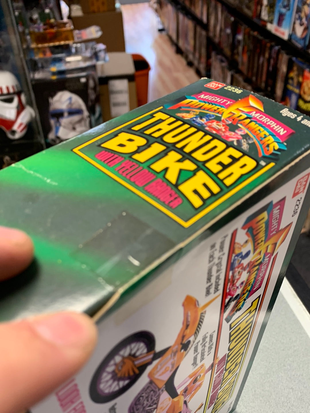 Yellow Ranger with Thunder Bike (Vintage MMPR Power Rangers, Bandai) product image 15, provided for visual reference and