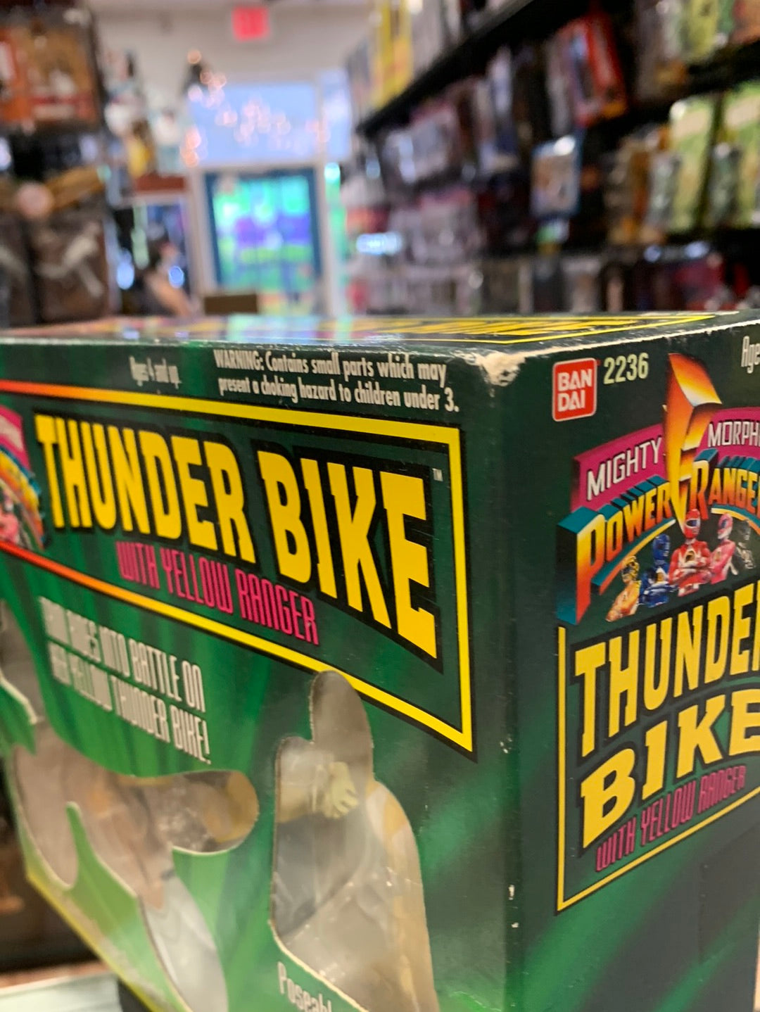 Yellow Ranger with Thunder Bike (Vintage MMPR Power Rangers, Bandai) product image 7, provided for visual reference and