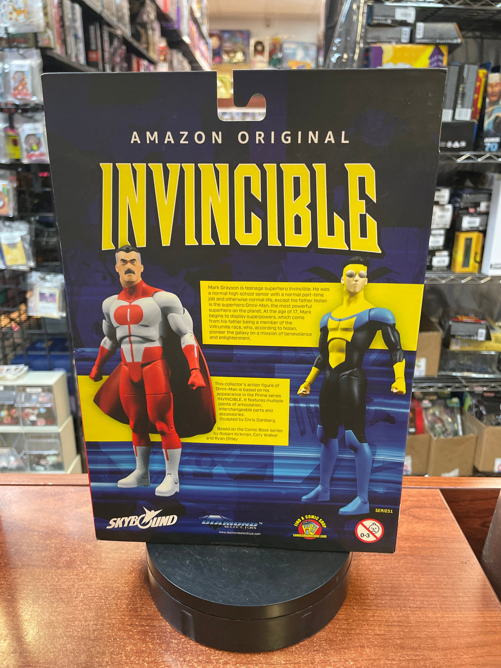 Omni Man -Deluxe- (Invincible, Diamond Select) **NEW** product image 2, provided for visual reference and product detail