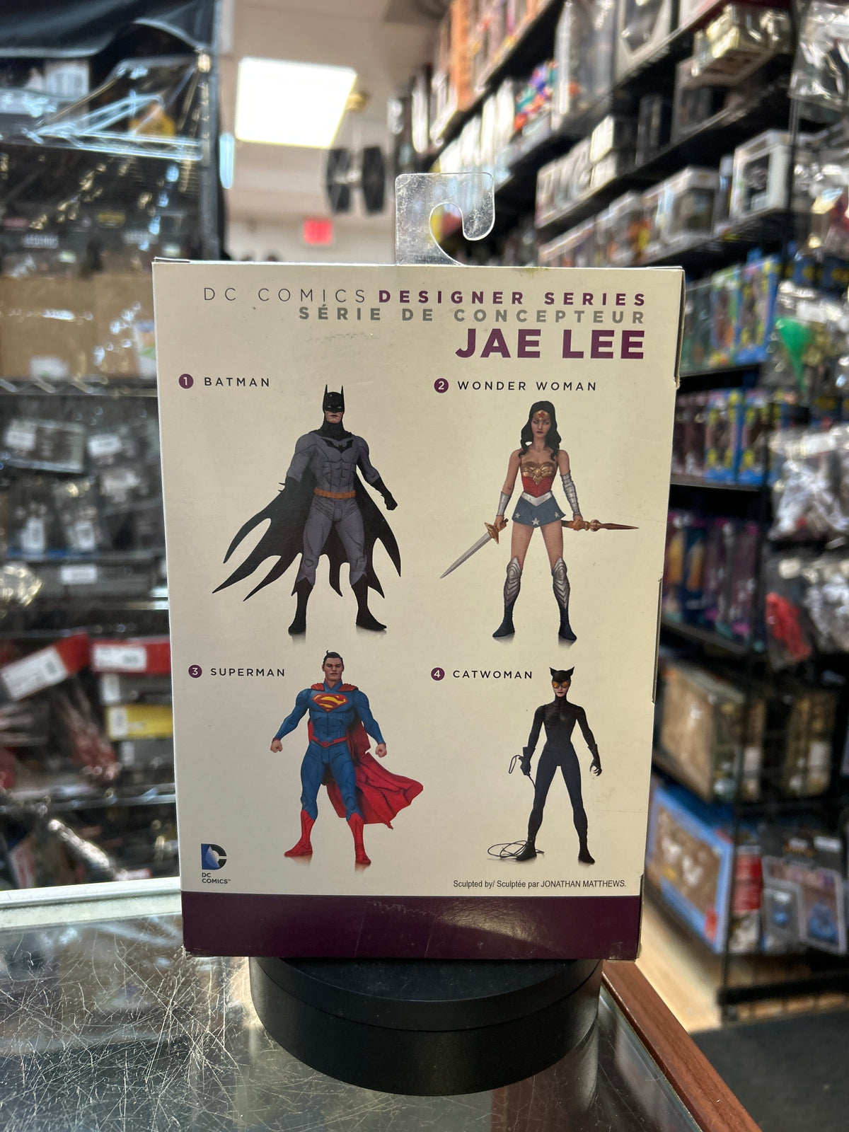 Catwoman -Jae Lee- (DC Direct, Designer Series) **SEALED** product image 4, provided for visual reference and product detail