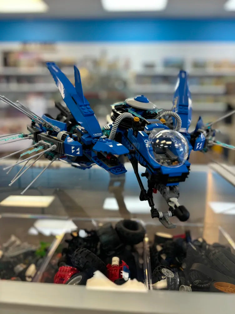 70614 Lightning Jet (Retired) (Previously Owned) product image 2, provided for visual reference and product detail review