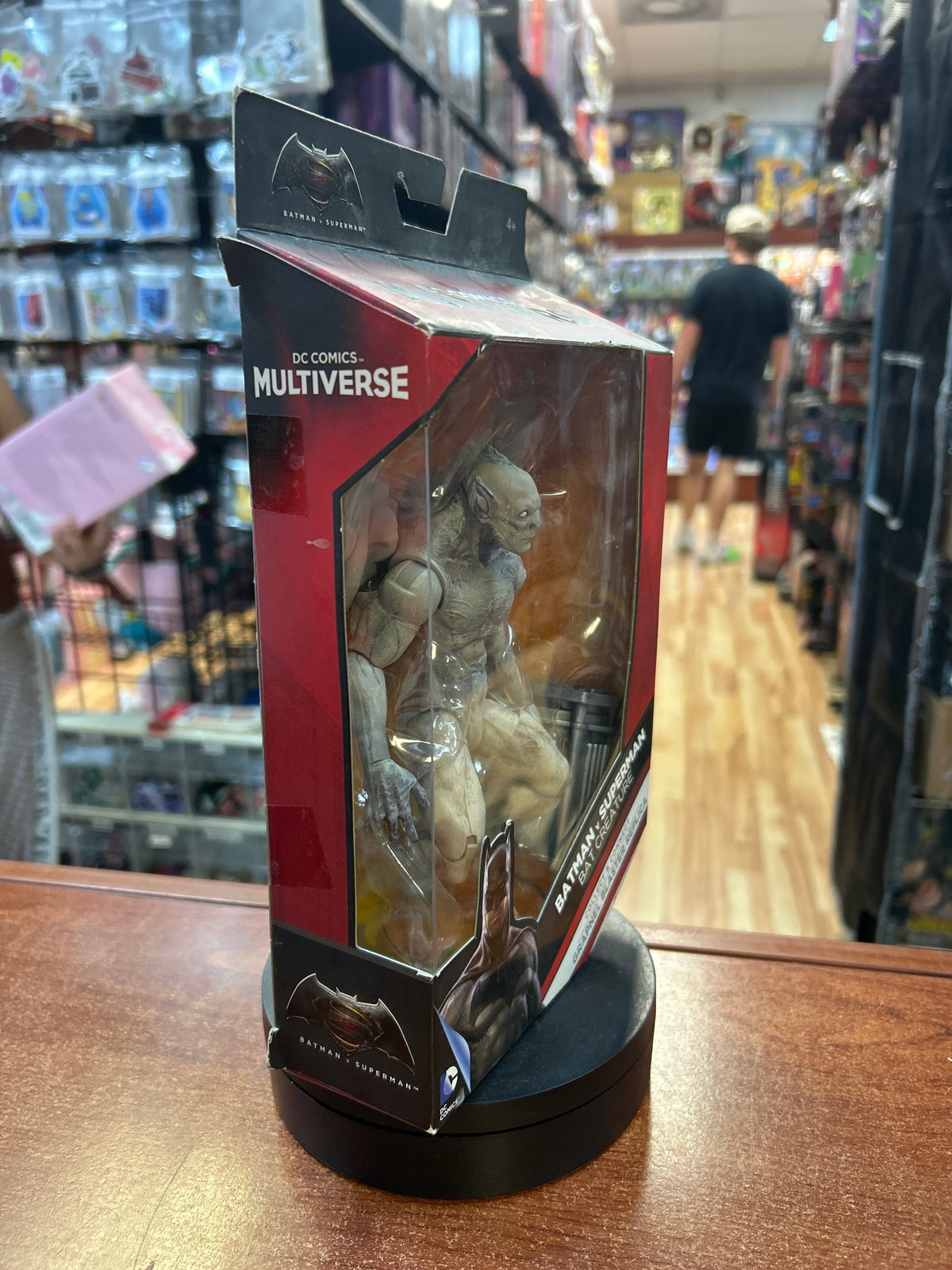 Bat Creature -BAF Grapnel Blaster Replice- (DC Multiverse, Mattel) **SEALED** product image 2, provided for visual reference