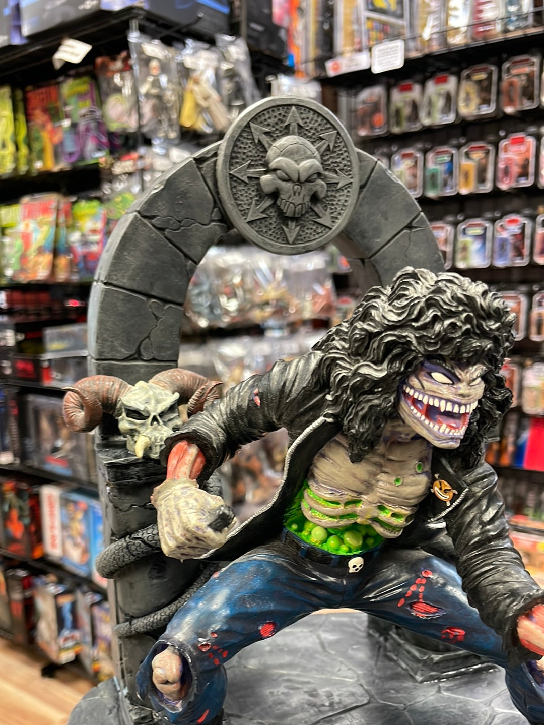 Evil Ernie Statue 875/2500 (Moore Creations, Chaos Comics) product image 2, provided for visual reference and product detail