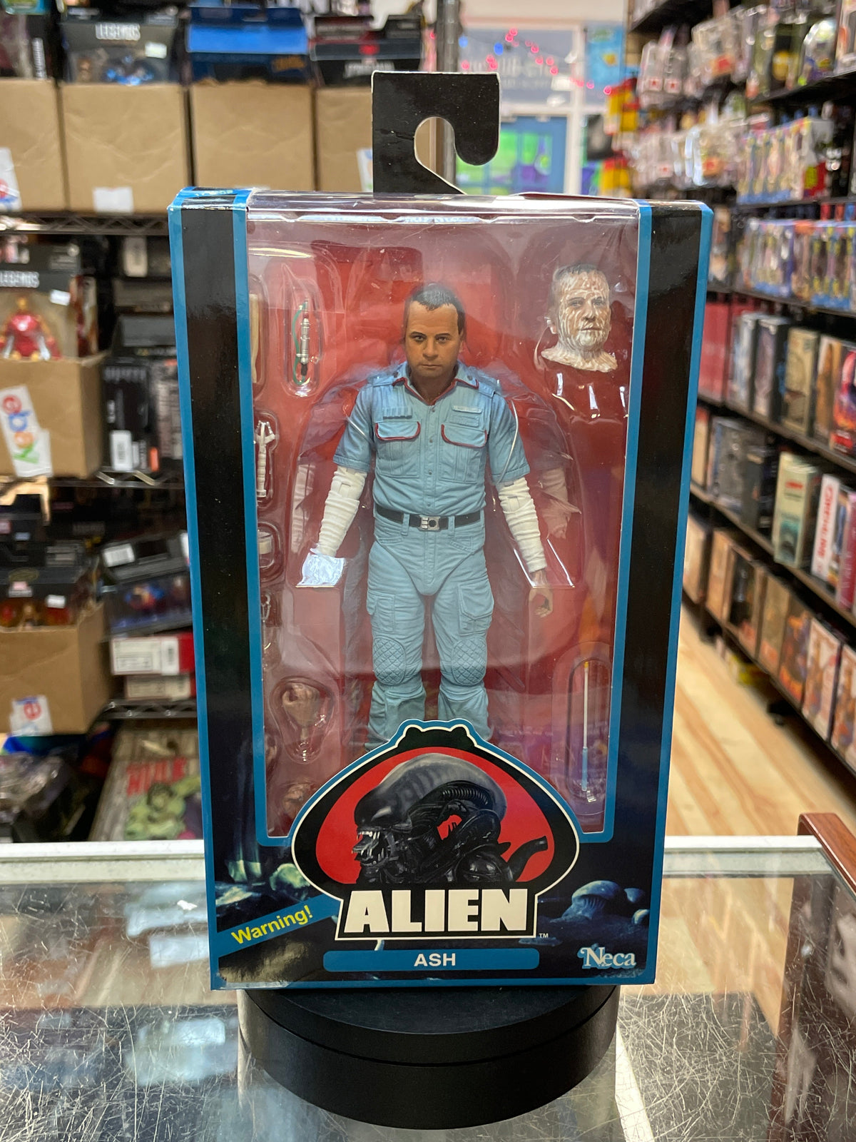 Ash -40th Anniversary- (Alien, NECA) **SEALED** product image 1, provided for visual reference and product detail review