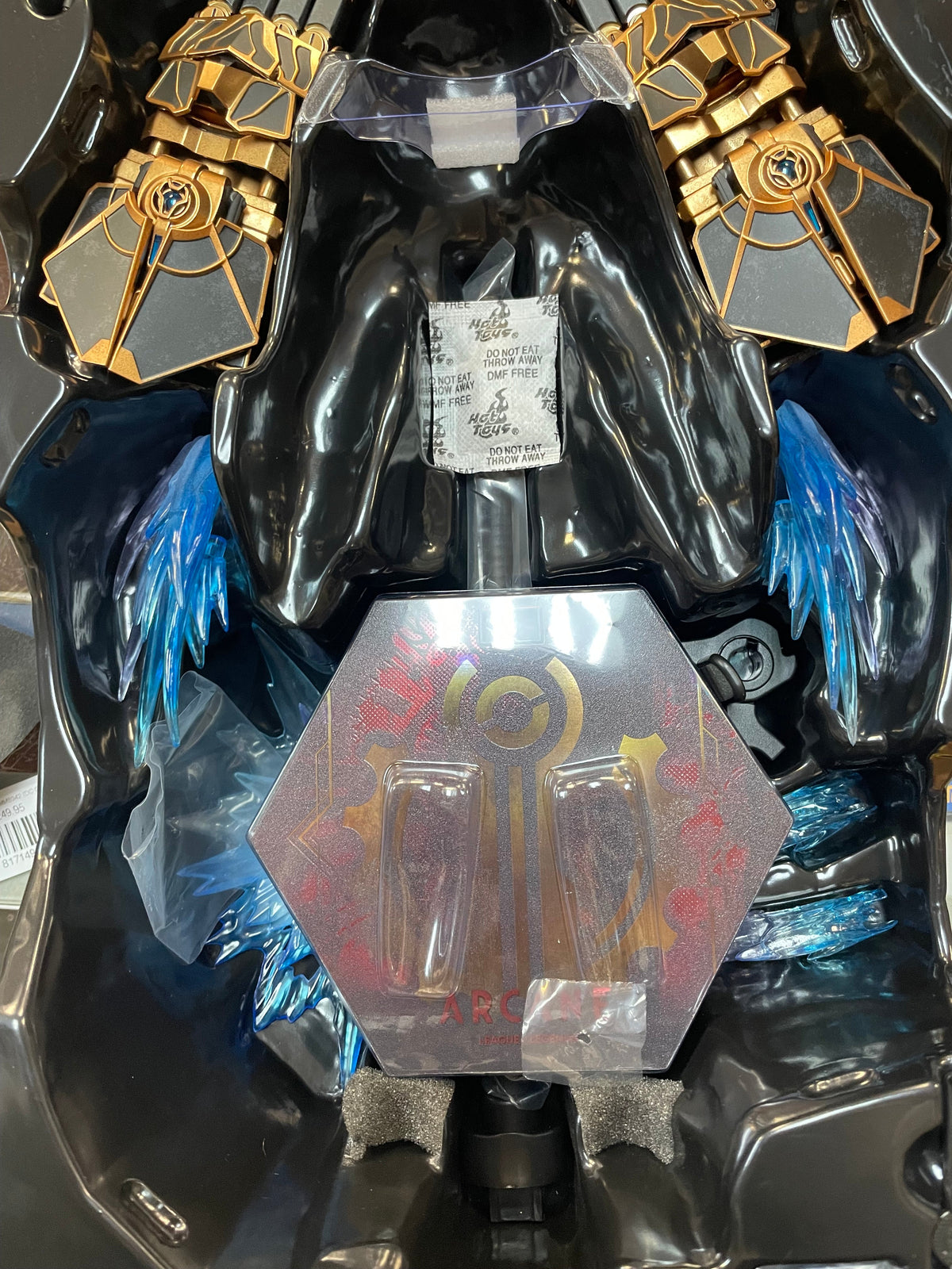 VI TMS138 1/6 Scale (Arcane League Of Legends, Hot Toys) COMPLETE product image 10, provided for visual reference and