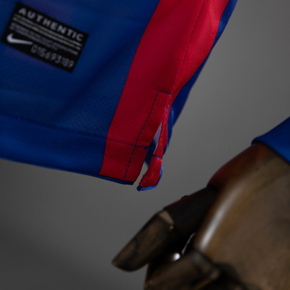 Barcelona Jersey 2010-11 Home Retro Kit Long Sleeves product image 3