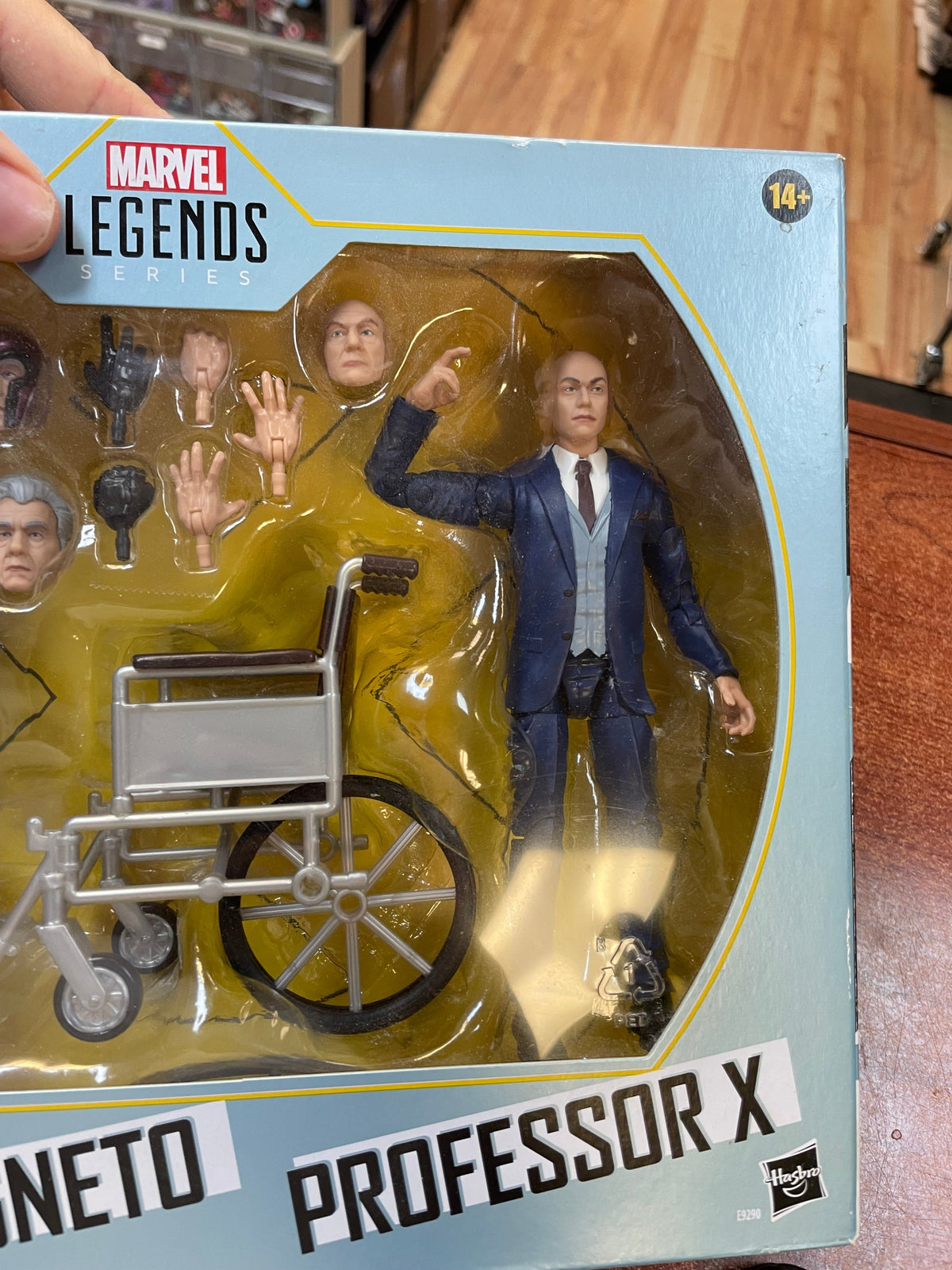 Magneto & Professor X (Marvel Legends, Hasbro) *SEALED* product image 4, provided for visual reference and product detail