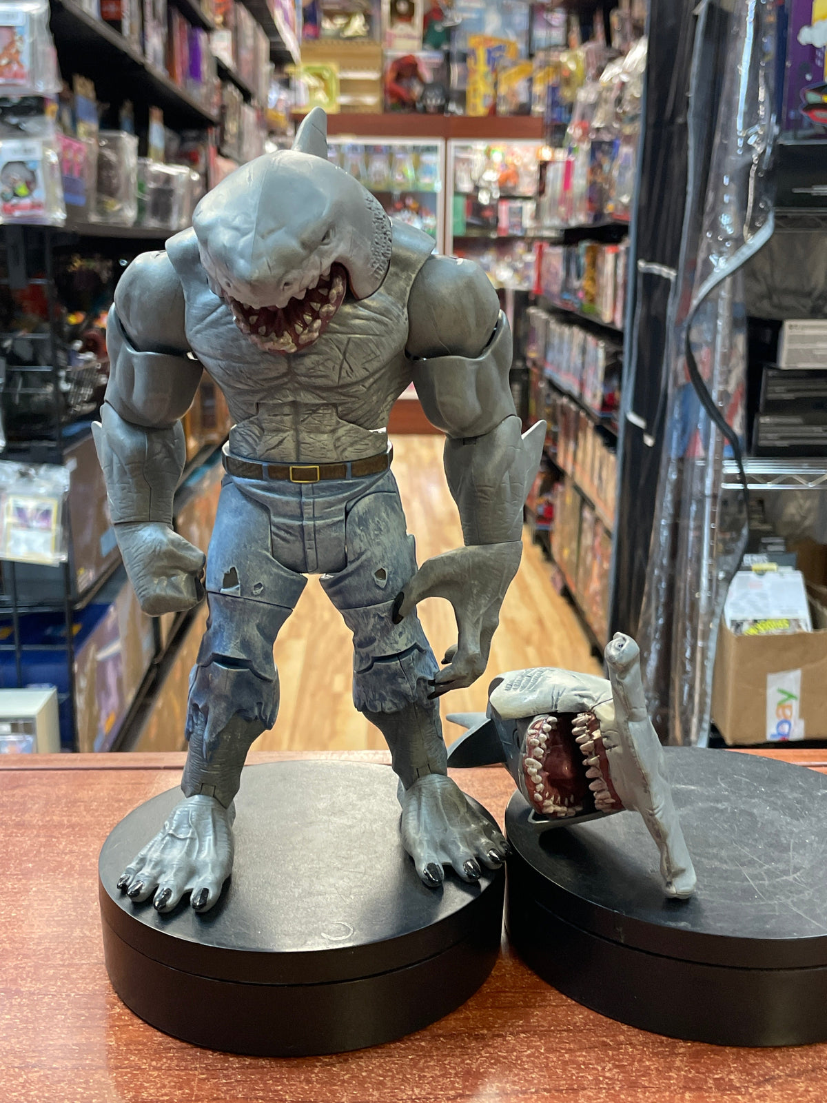 King Shark -BAF- (DC Multiverse, Mattel) **COMPLETE** product image 1, provided for visual reference and product detail
