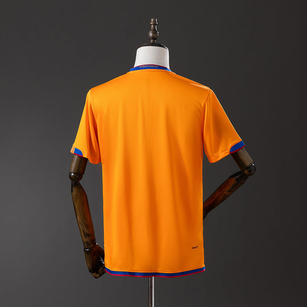 Barcelona Jersey 2006/07 Away Retro Football Kit product image 2