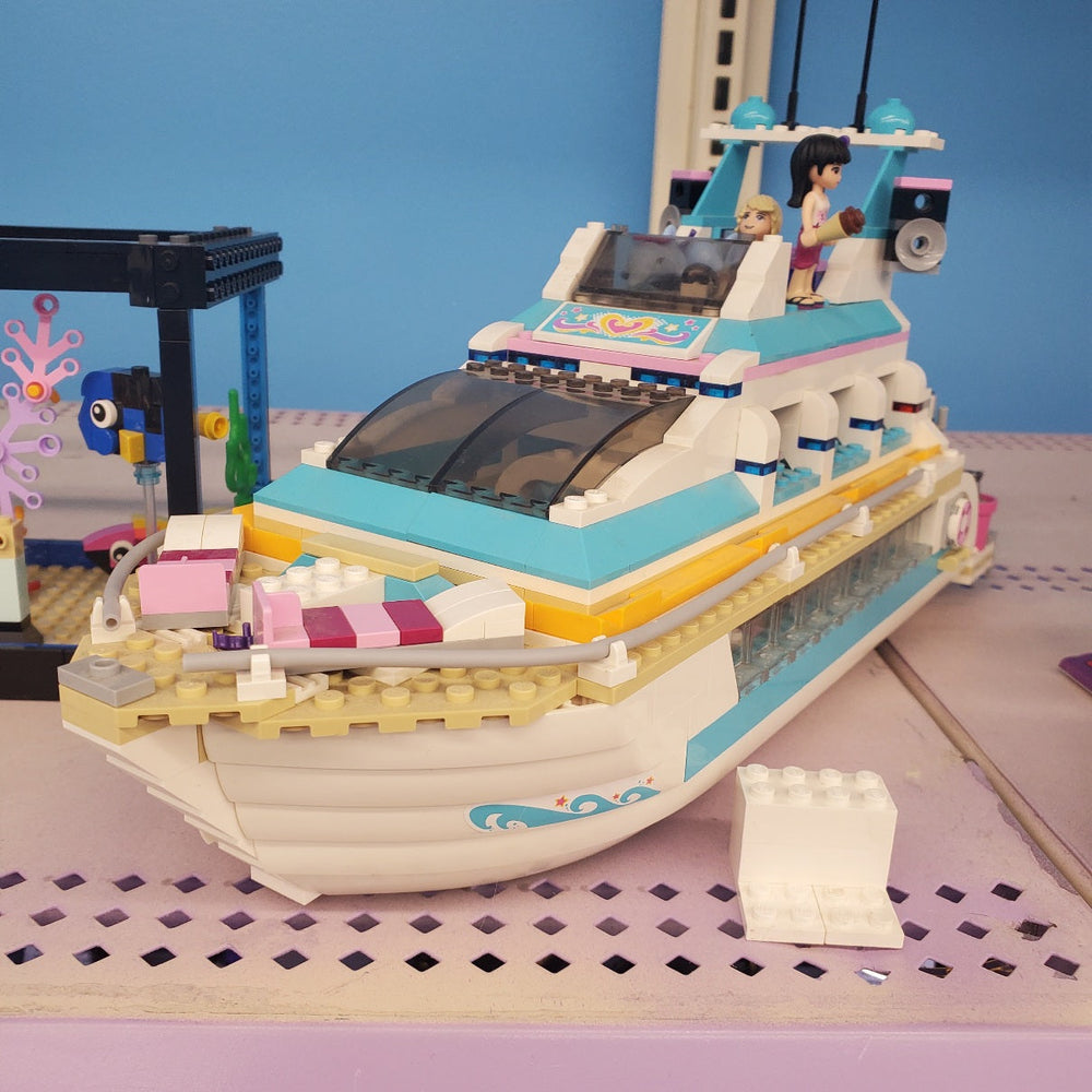 41015 Dolphin Cruiser (Retired) (Previously Owned)