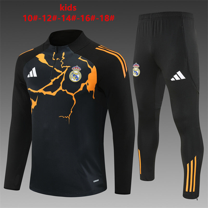 Kids Real Madrid Training Tracksuits 25/26 Football Kit product image 1