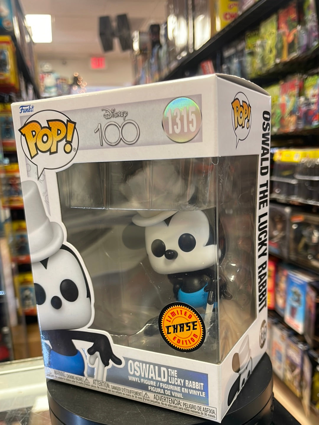 Oswald the Luck Rabbit 1315 Chase (Funko Pop! Disney) product image 2, provided for visual reference and product detail