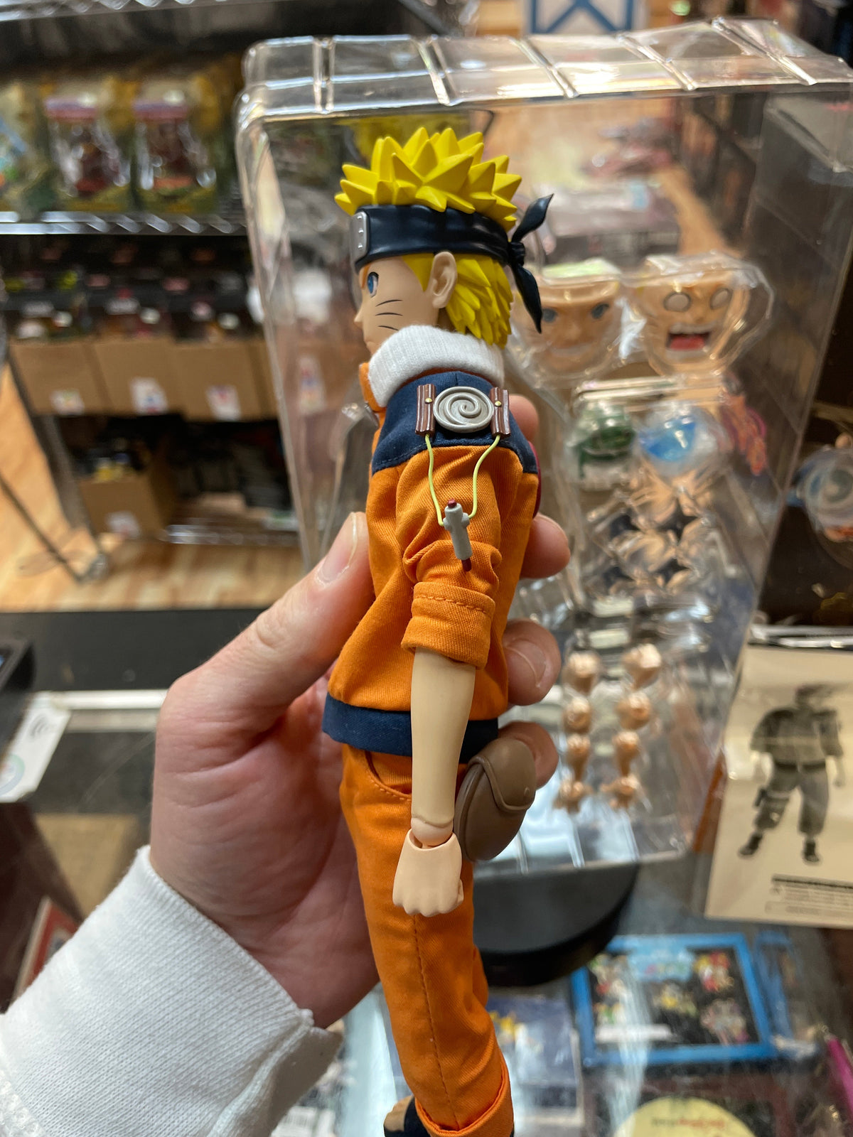 Naruto Uzumaki 1/6 Scale (Naruto Shippuden, FigZero Three Zero) COMPLETE product image 3, provided for visual reference and