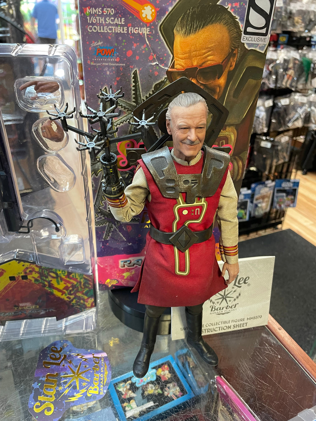 Stan Lee Barber Sakaar Planet (Marvel Thor Ragnarok, Hot Toys) INCOMPLETE product image 6, provided for visual reference and