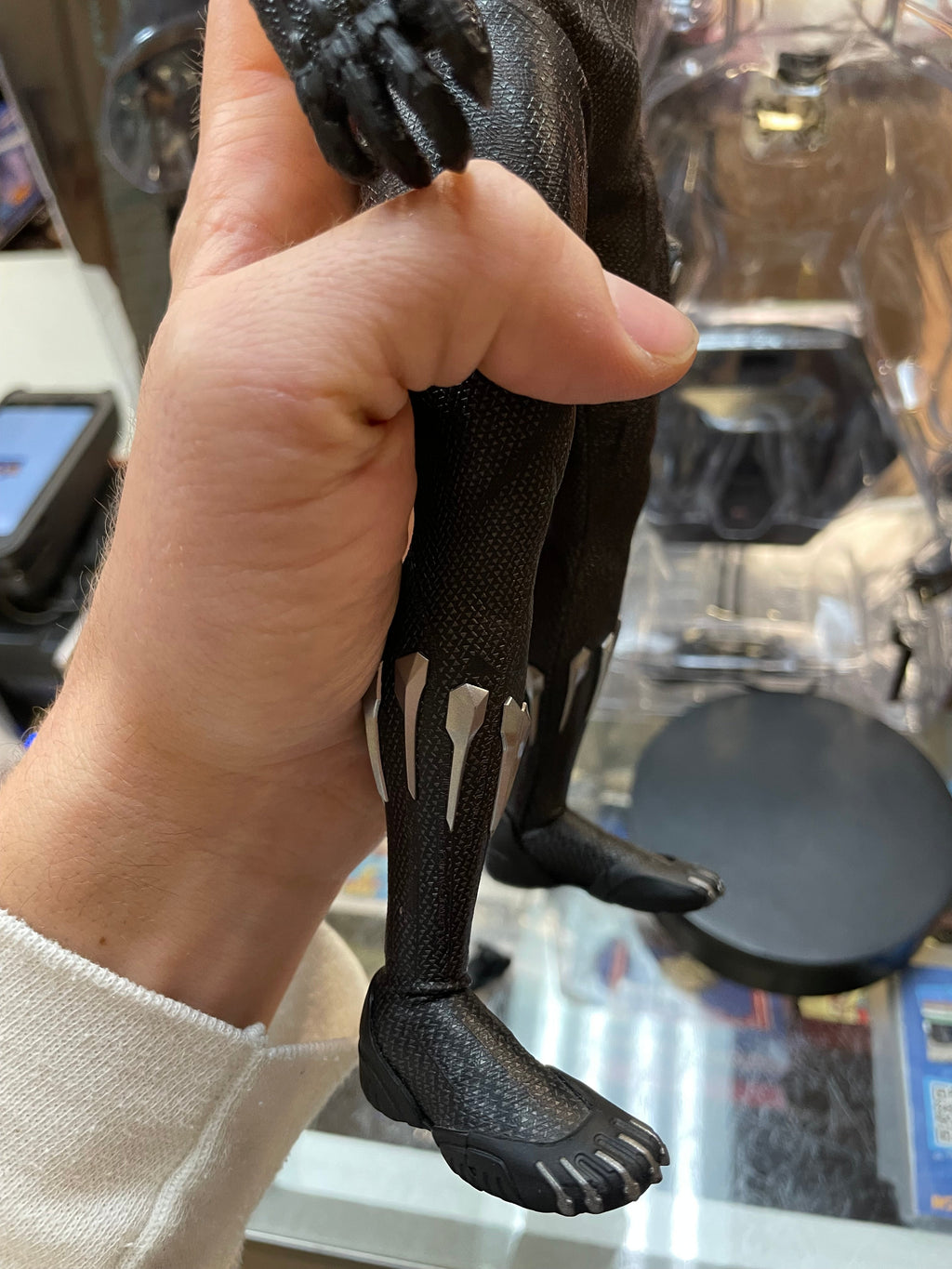 Black Panther MMS470 1/6 Scale (Marvel Black Panther, Hot Toys) INCOMPLETE product image 11, provided for visual reference