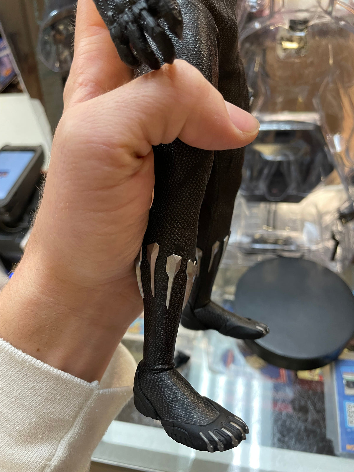 Black Panther MMS470 1/6 Scale (Marvel Black Panther, Hot Toys) INCOMPLETE product image 11, provided for visual reference