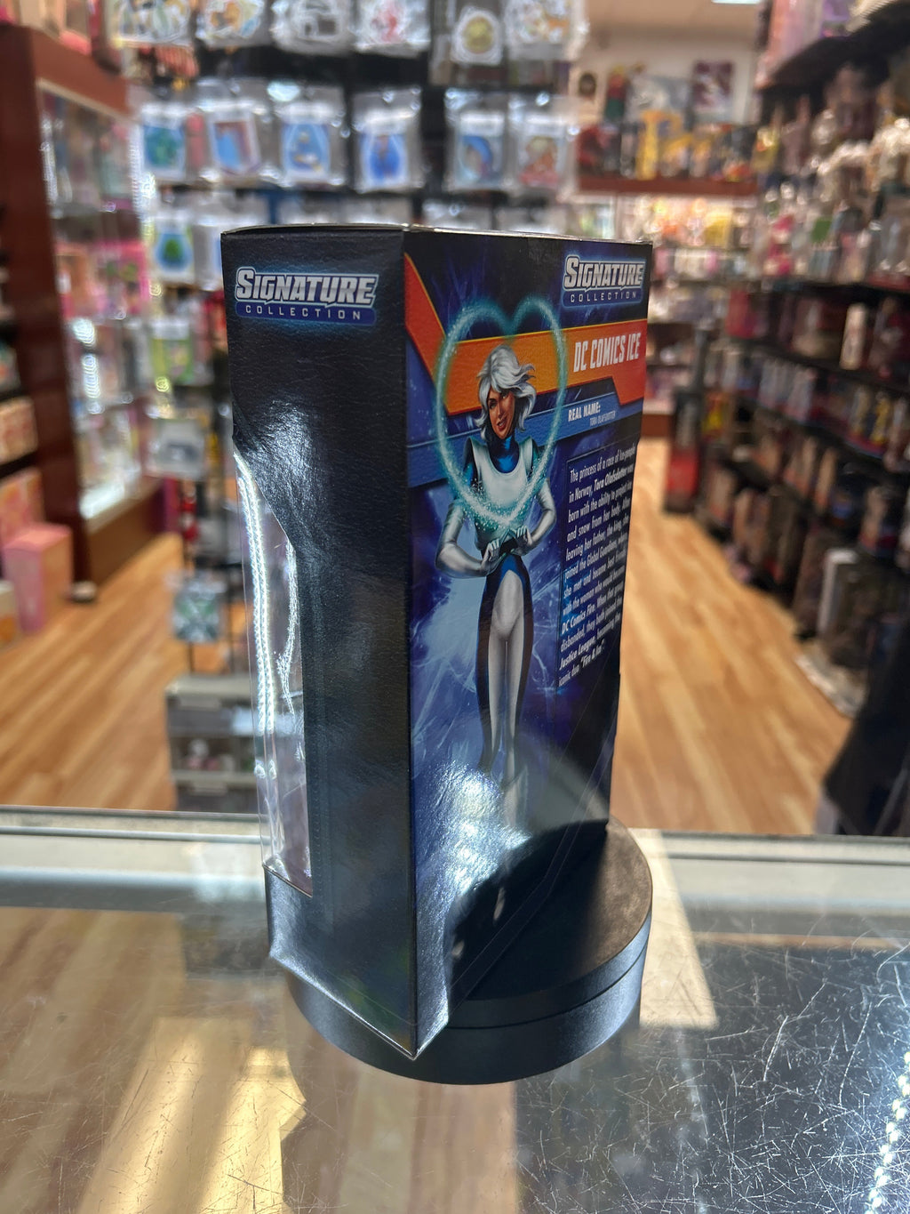 Ice -Signature Collection- (DC Multiverse, Mattel) **SEALED** product image 5, provided for visual reference and product