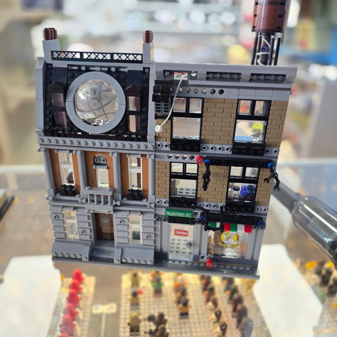 76108 Sanctum Sanctorum Showdown (Previously Owned) (Retired) product image 2, provided for visual reference and product