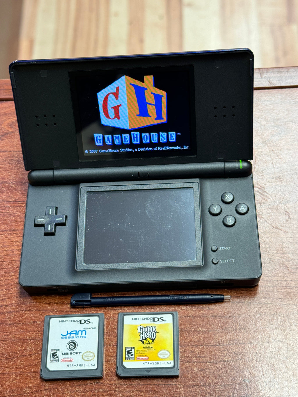 DS Lite Navy Blue 522940 (Nintendo, Handheld Gaming) product image 6, provided for visual reference and product detail review