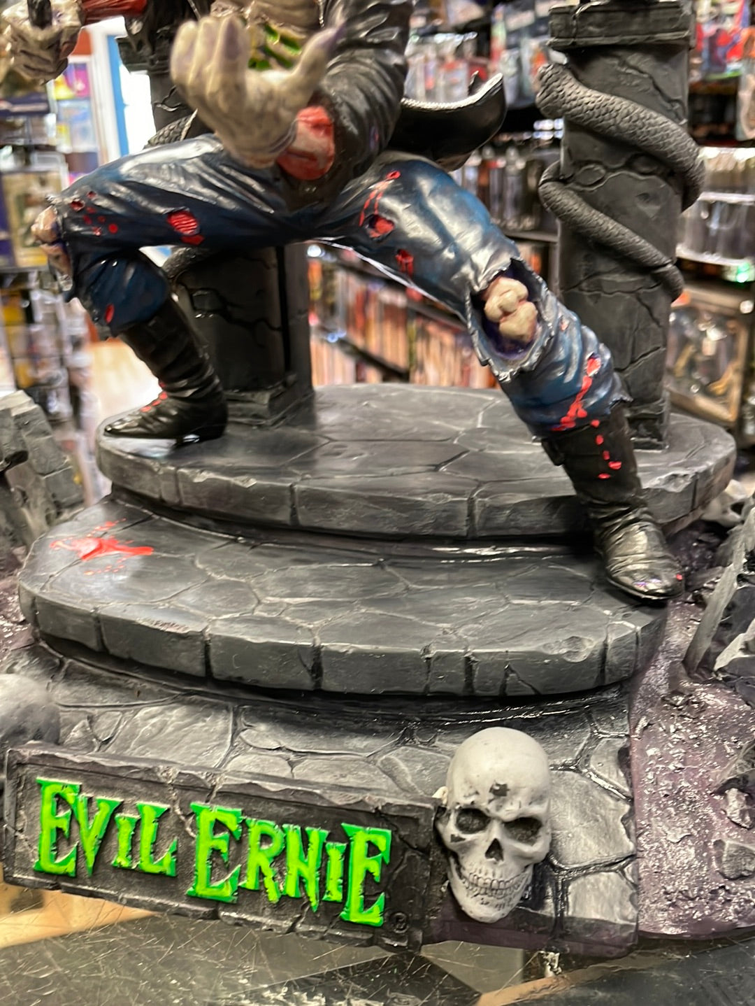 Evil Ernie Statue 875/2500 (Moore Creations, Chaos Comics) product image 5, provided for visual reference and product detail