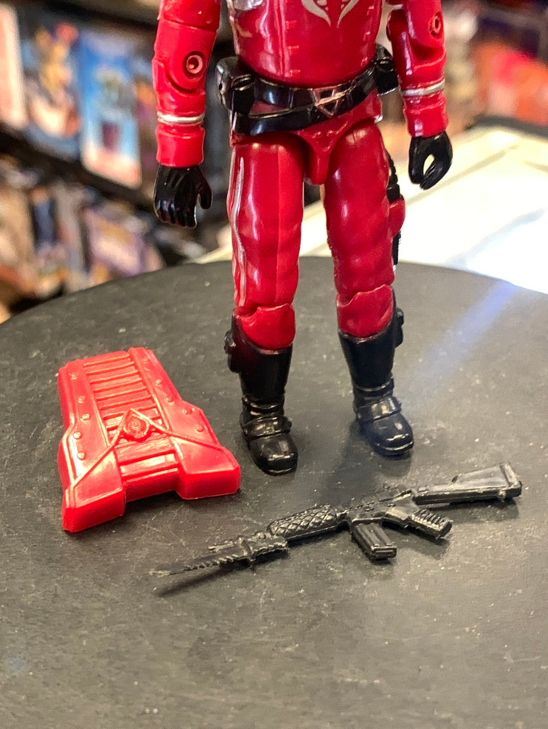 Crimson Guard 8384 (Vintage GI Joe, Hasbro) Complete product image 5, provided for visual reference and product detail review