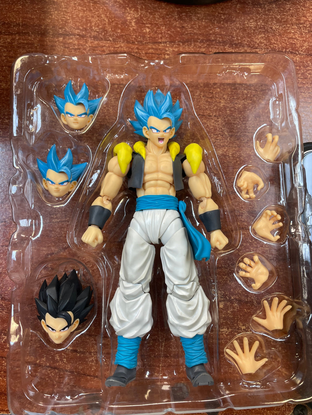 Super Saiyan God Gegeta (Dragon Ball, Bandai SH Figuarts) *COMPLETE* product image 10, provided for visual reference and