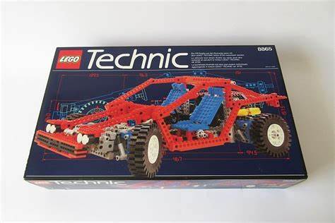 8865 Technic Test Car (Retired) (Certified Complete) product image 1, provided for visual reference and product detail review