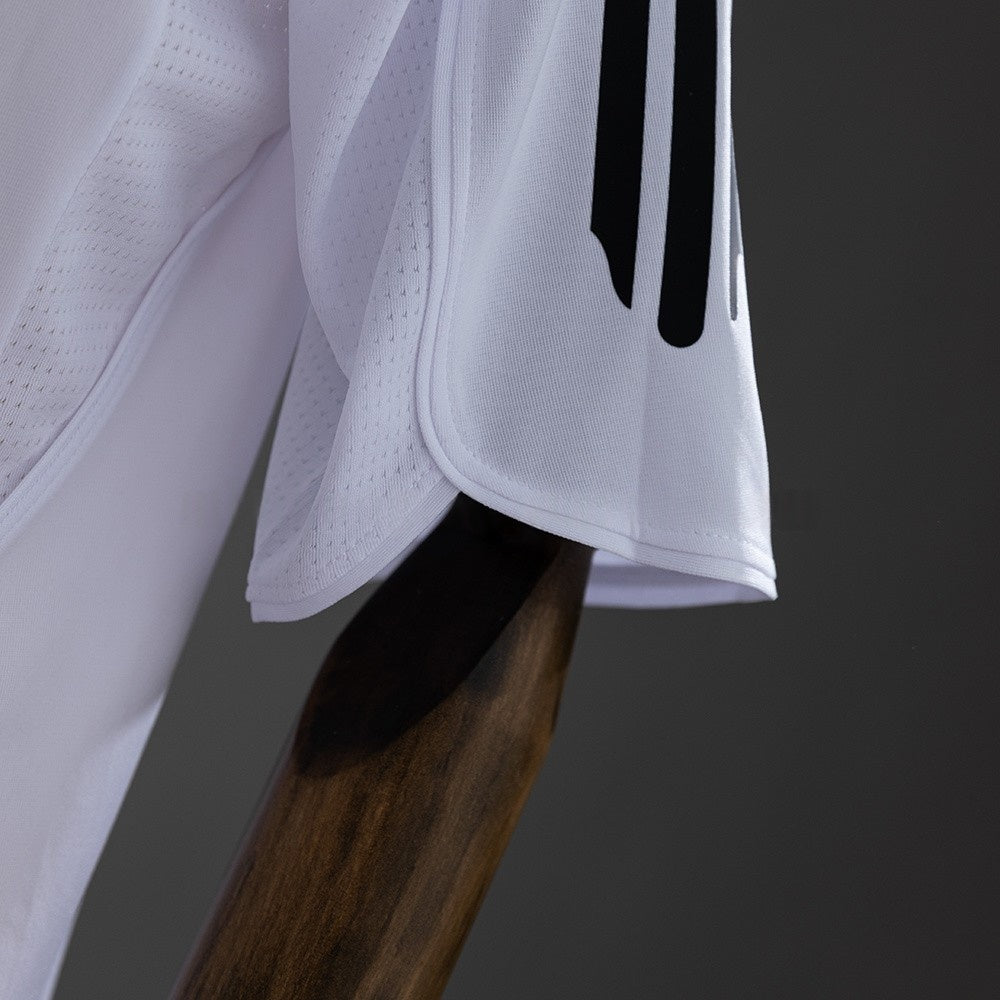 Real Madrid Jersey 2005/06 Home Retro Football Kit product image 4