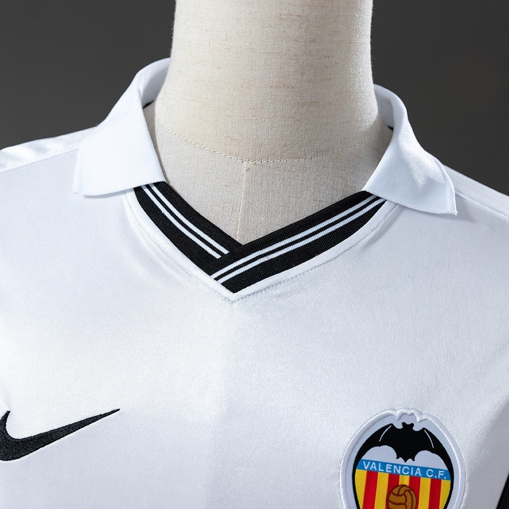 Valencia Jersey 2000-01 Home Retro Football Kit product image 7