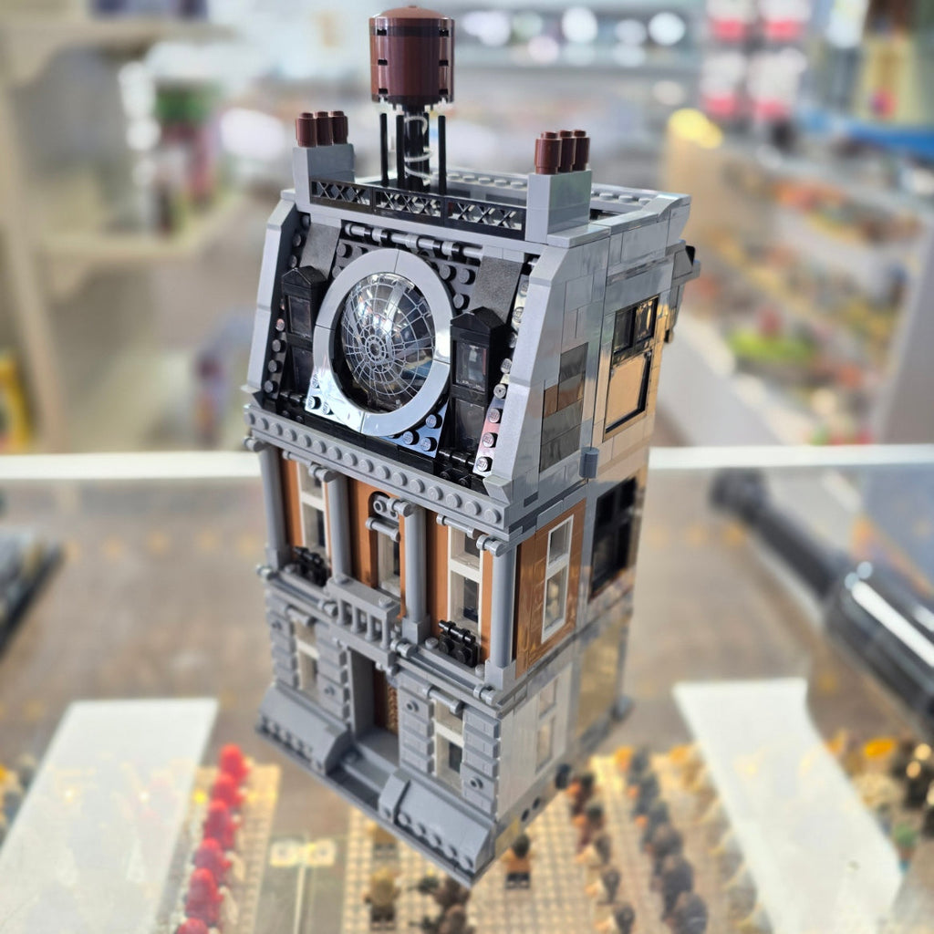 76108 Sanctum Sanctorum Showdown (Previously Owned) (Retired) product image 1, provided for visual reference and product